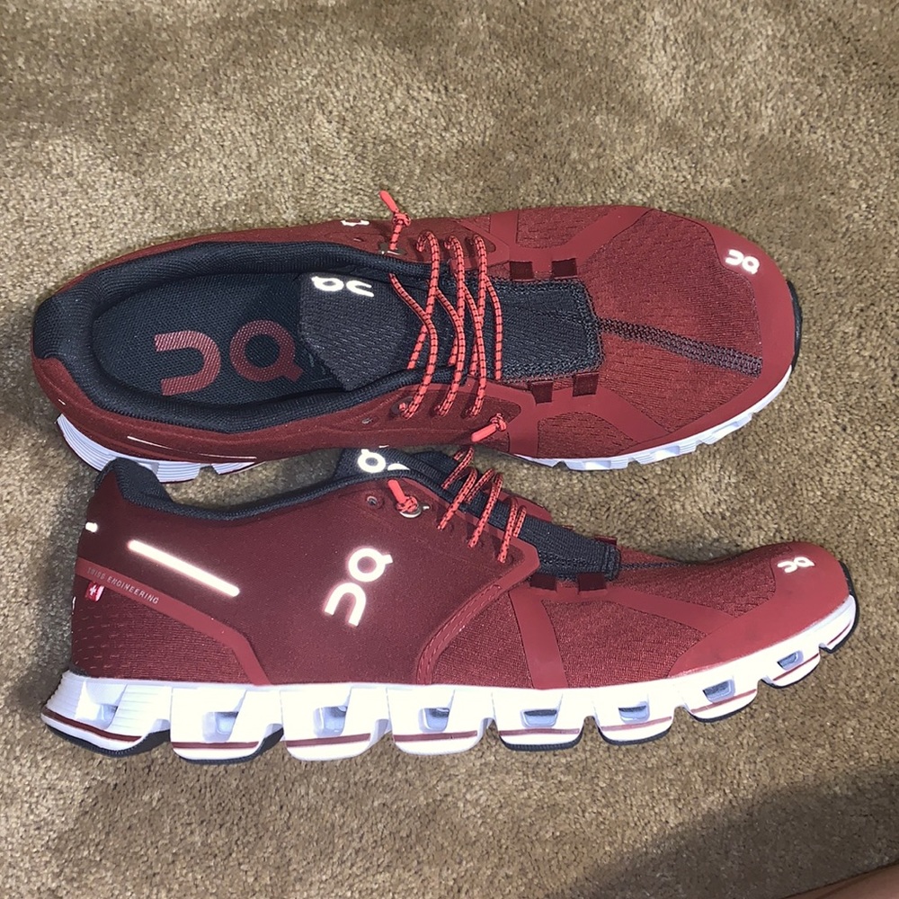 BRAND NEW On Cloud Tennis Shoes